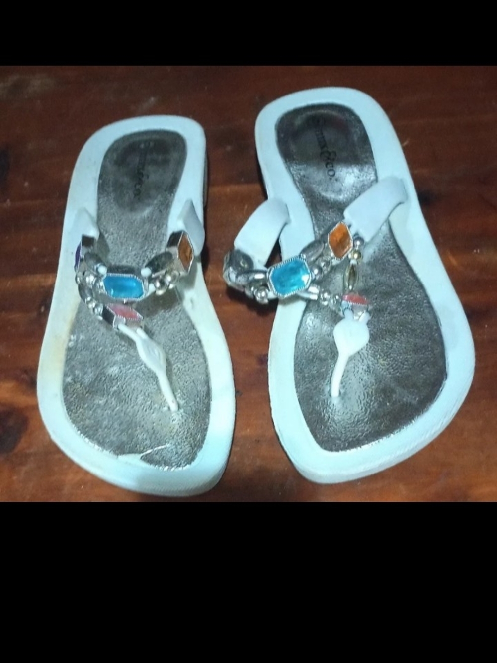 Embellished White Women's Thong Sandals with Gem Accents